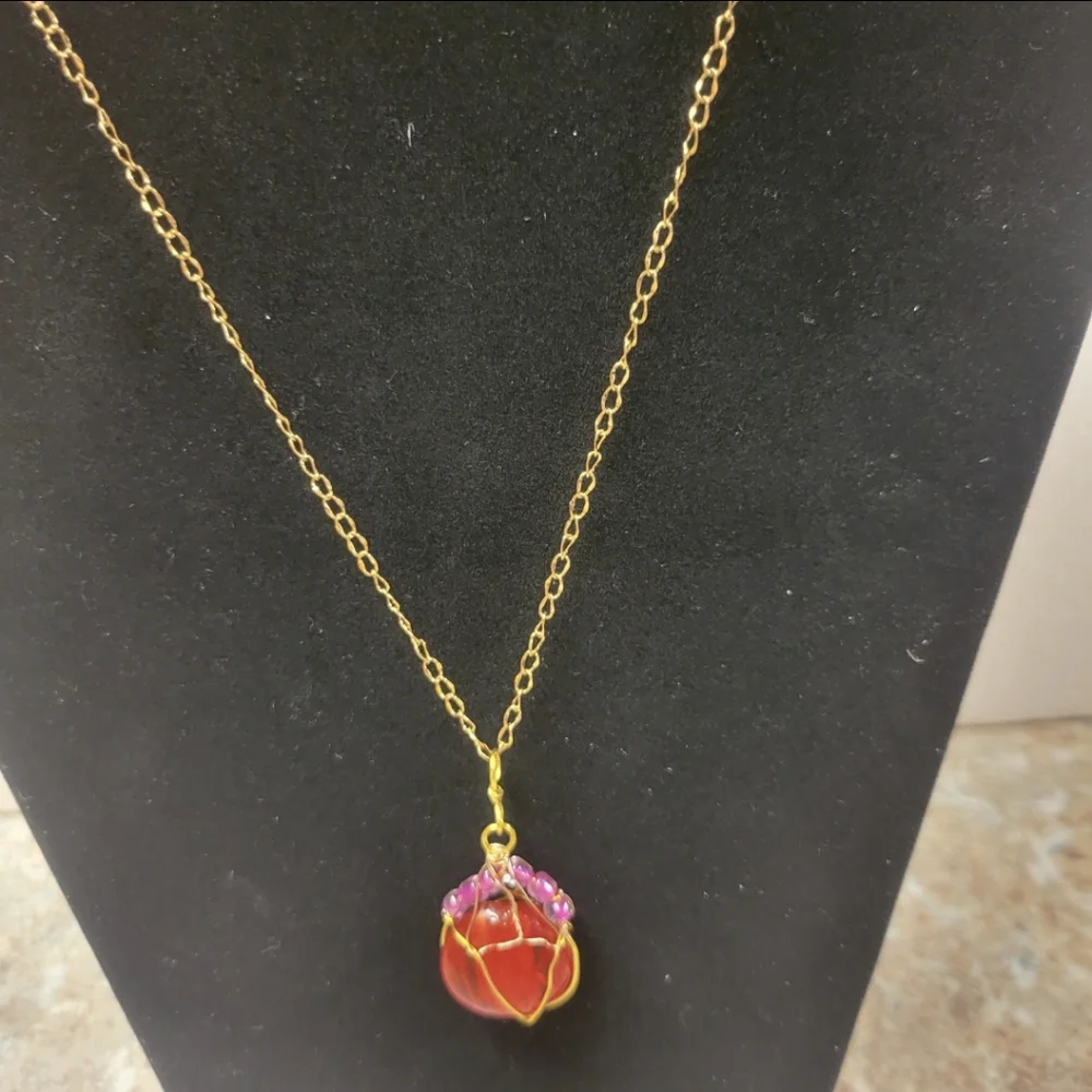 Gold and Red Lotus Bud Style Necklace - Picture 6 of 6